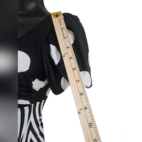 Tabitha Brown- XS, Black and White Swimsuit - Picture 7 of 10